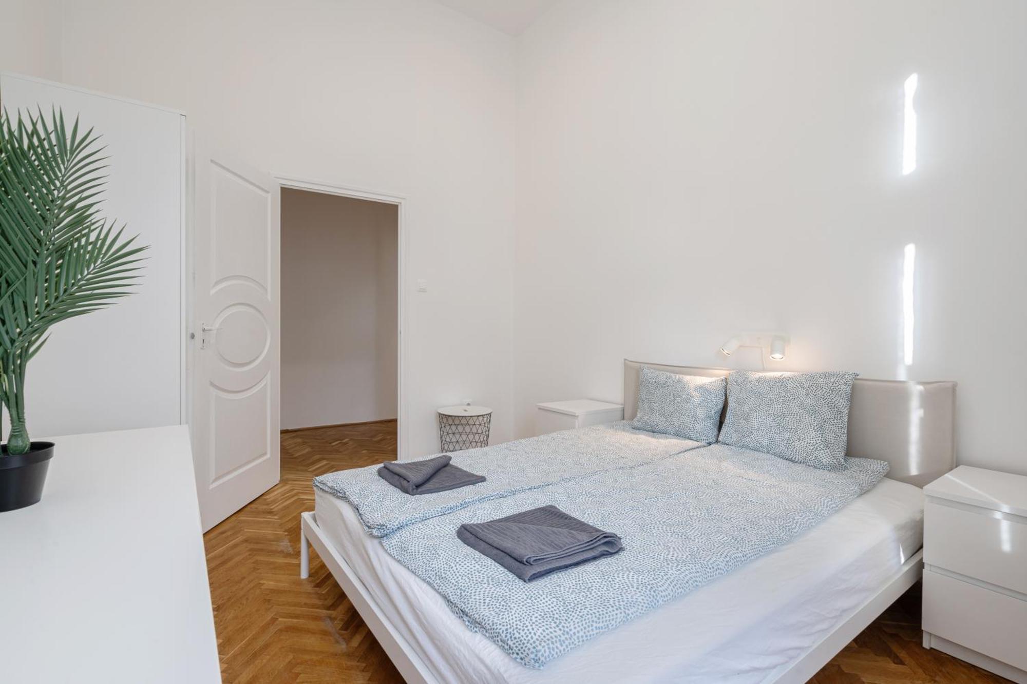 Luxurious Downtown Family Suite Budapesta Exterior foto