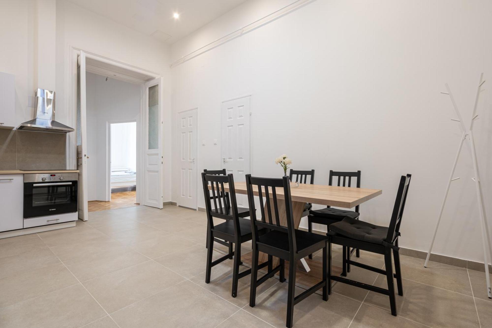 Luxurious Downtown Family Suite Budapesta Exterior foto